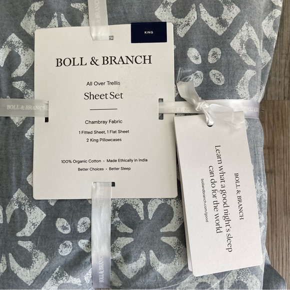 Boll & Branch Gray Sheet Set - Picture 2 of 11
